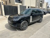 Used 2018 Range Rover Vogue for sale in Riyadh